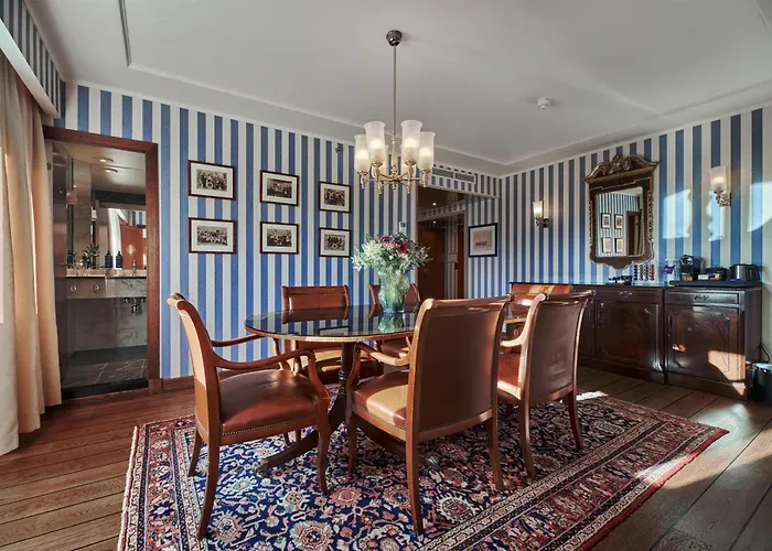 Radisson Blu PlazaAlbergo